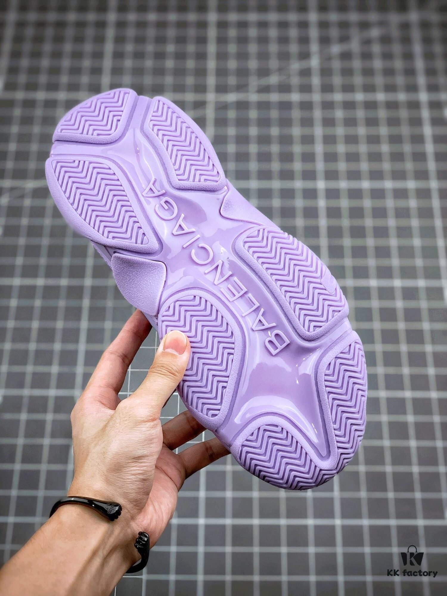 6930ea8c6e68136f4d9b3108 Balenciaga Triple S Purple