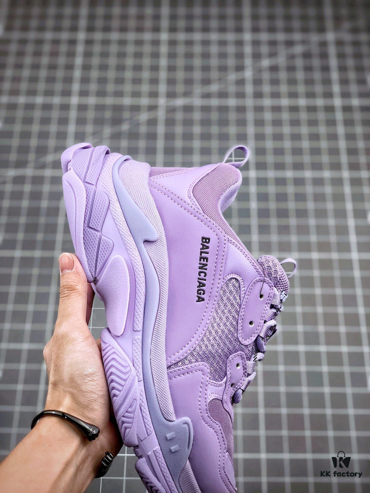 6930ea916e68136f4d9b310d Balenciaga Triple S Purple