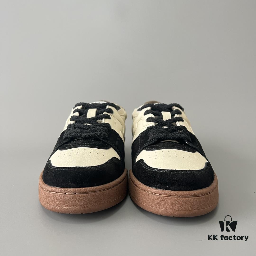 6930ead86e68136f4d9b317a FENDI Match Unisex Retro Patchwork Leather Sneakers in Black and White