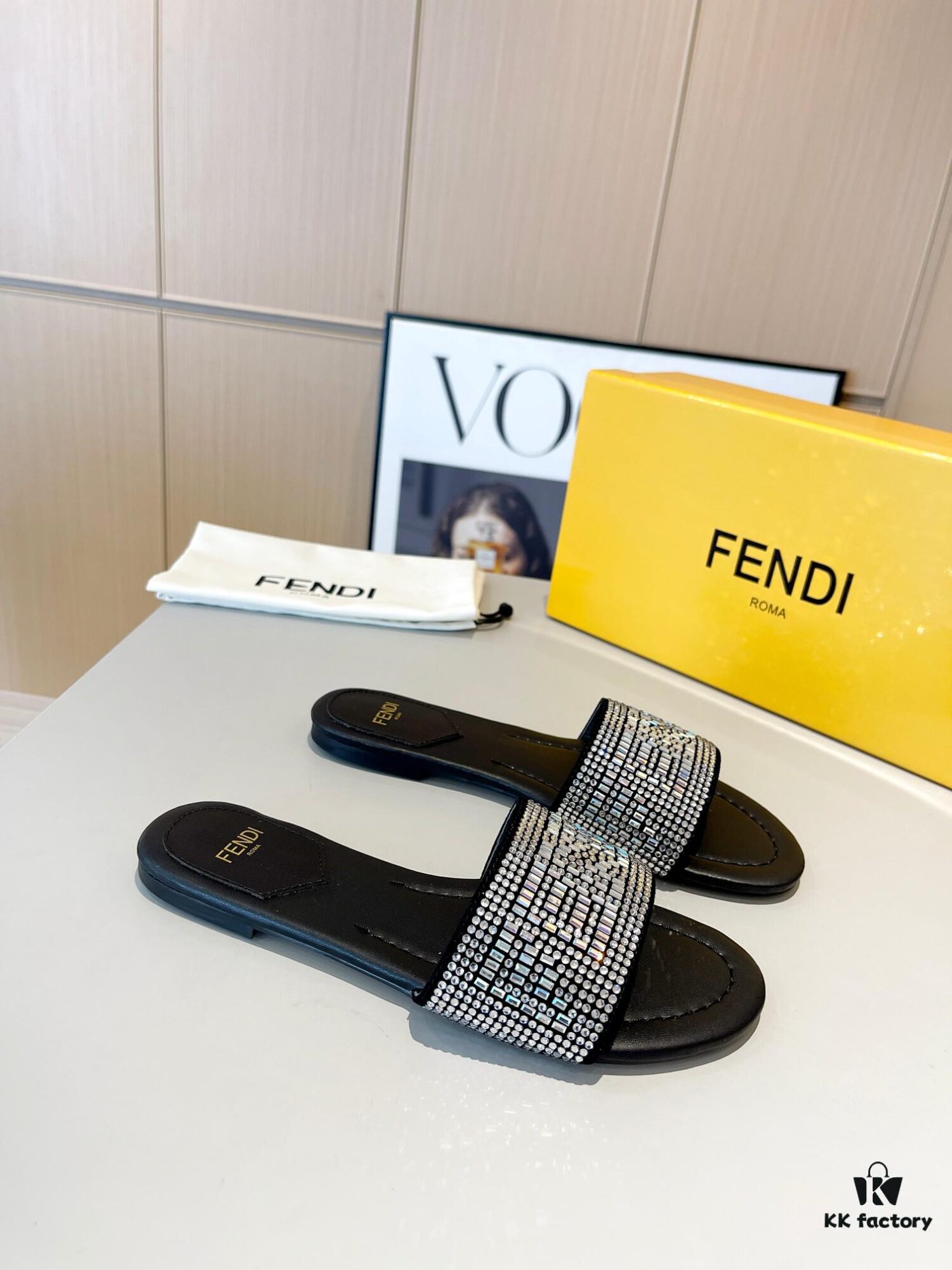 6930eb096e68136f4d9b31c1 Latest Summer Best-Selling FENDI Sandals, Authentic Original Retail Version, Upper and Lining Made of Full-Grain Lambskin