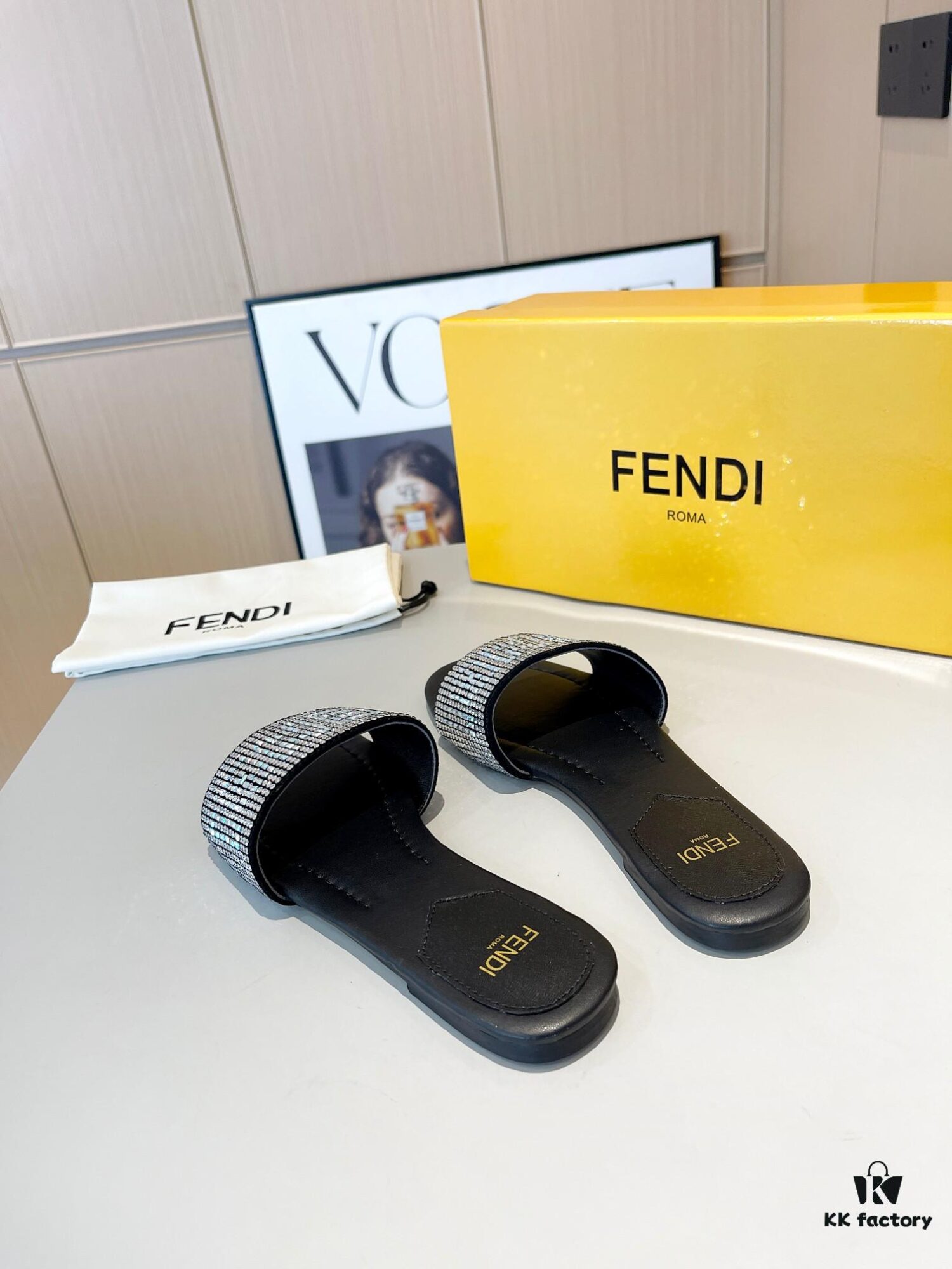 6930eb0e6e68136f4d9b31c6 Latest Summer Best-Selling FENDI Sandals, Authentic Original Retail Version, Upper and Lining Made of Full-Grain Lambskin