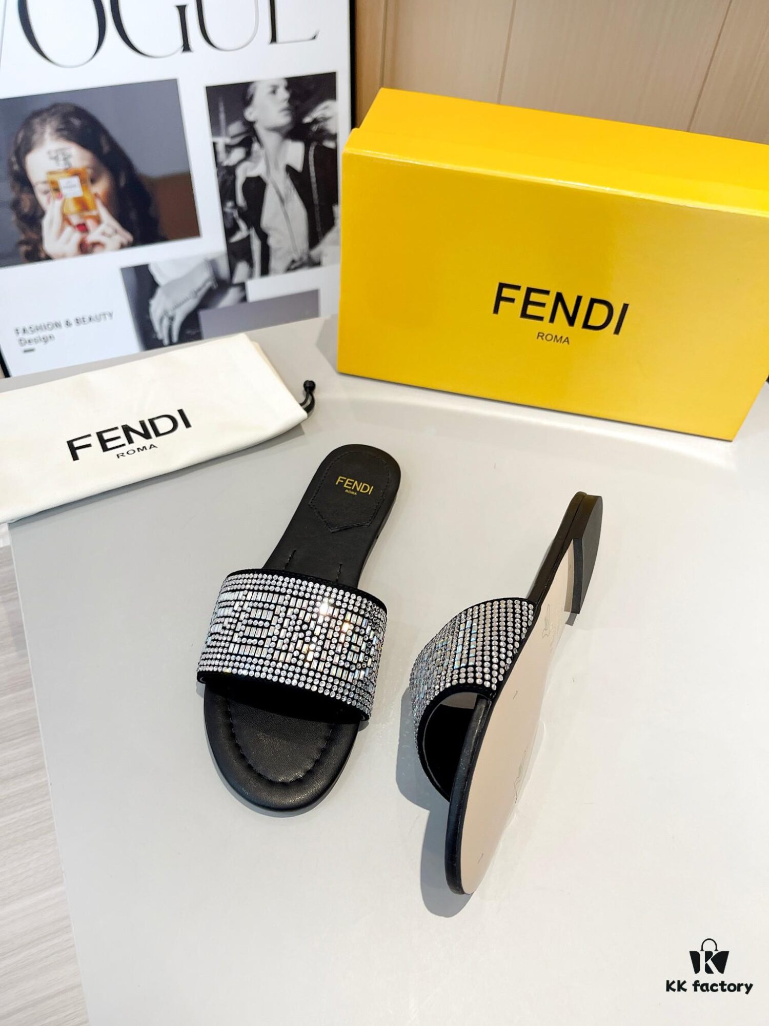 6930eb106e68136f4d9b31c9 Latest Summer Best-Selling FENDI Sandals, Authentic Original Retail Version, Upper and Lining Made of Full-Grain Lambskin