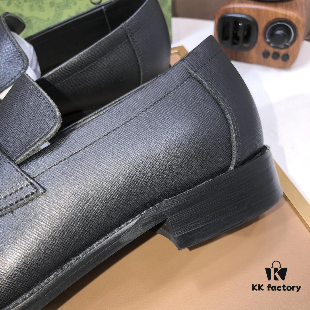 6930eb996e68136f4d9b3291 Gucci G Collection New Arrival, Authentic European Style, Durable and Timeless Design, Premium Full-Grain Calfskin Leather, Imported Leather Construction, Ideal Choice for Luxury Enthusiasts, Cowhide Lining