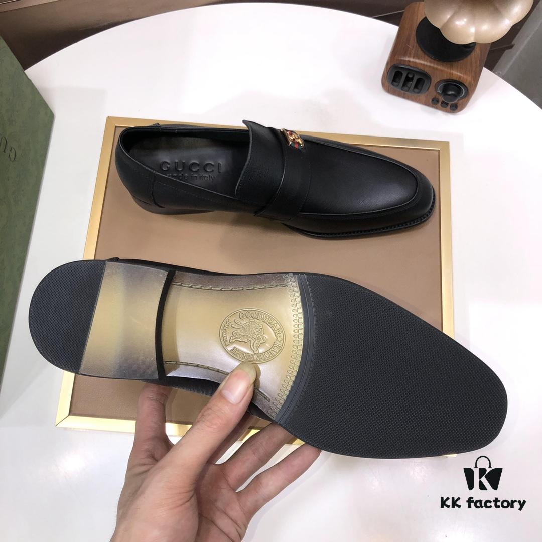 6930eb9a6e68136f4d9b3292 Gucci G Collection New Arrival, Authentic European Style, Durable and Timeless Design, Premium Full-Grain Calfskin Leather, Imported Leather Construction, Ideal Choice for Luxury Enthusiasts, Cowhide Lining