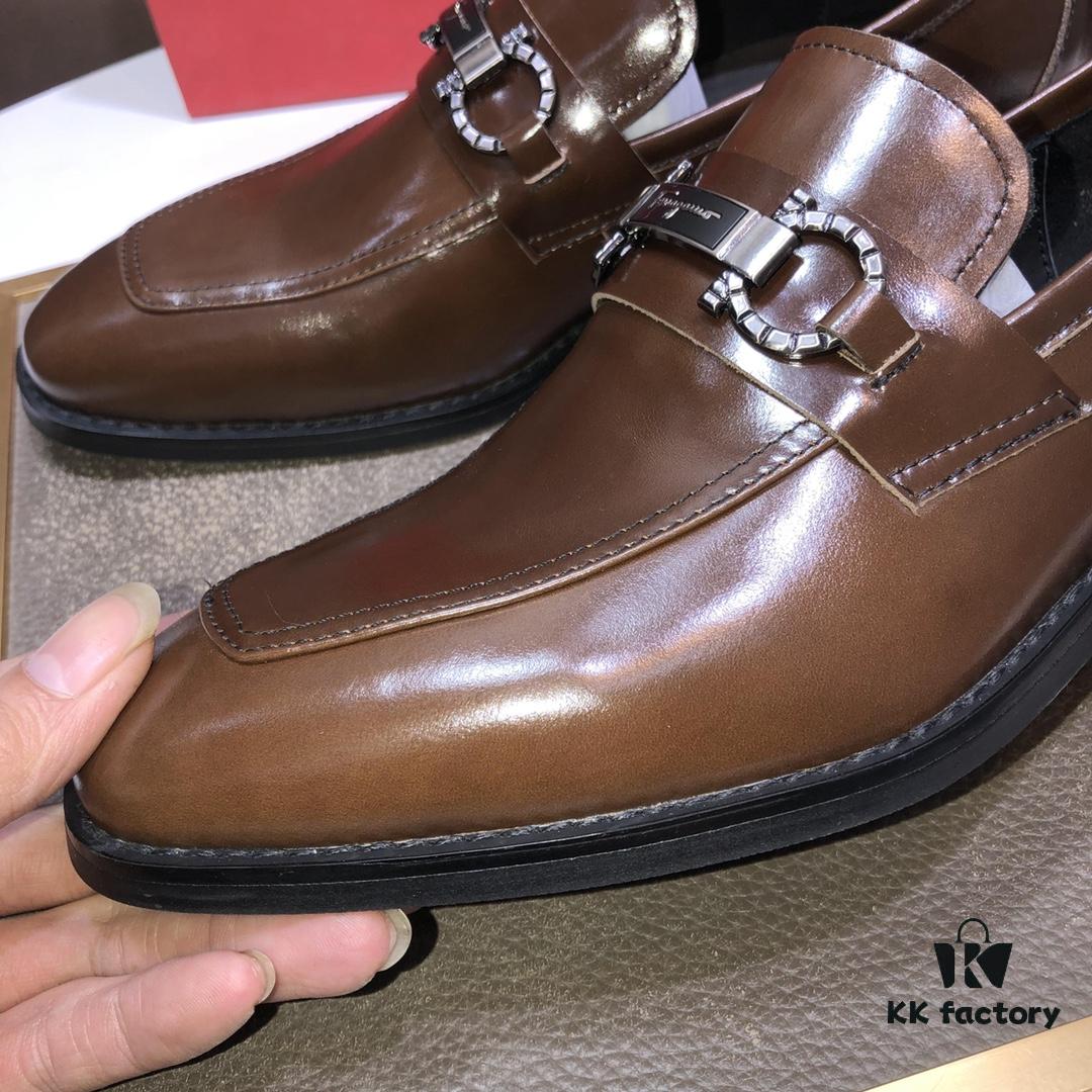 6930eba16e68136f4d9b329a Salvatore Ferragamo New Arrival 🍃 Authentic European Style 🔰 Pleasing to the Eye 😍 Designed for Durability and Shape Retention 🌀 Crafted Using Traditional Techniques with Innovative Touches 💪 Premium Genuine Lamb Leather ♻ Smooth, Natural, and Exceptionally Lustrous ⭐ Imported Cowhide