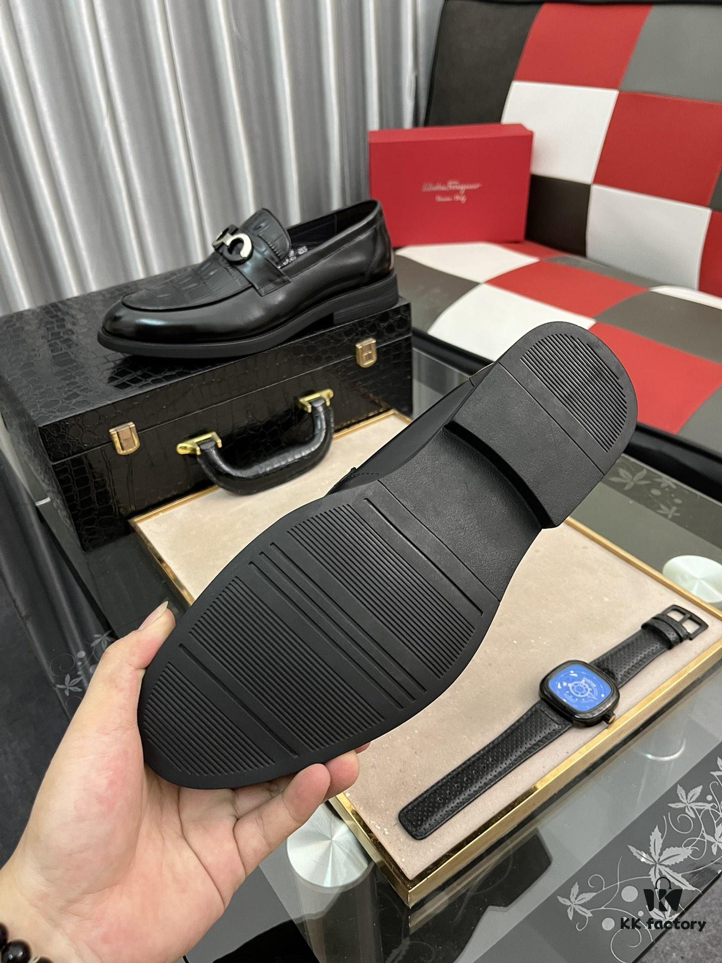 6930ebec6e68136f4d9b3314 【Ferragamo】 Hong Kong Original Quality Loafers, Premium Italian Glossy Leather Men's Slip-on Casual Shoes, Top-Grade Lamb Lining, Non-slip Durable Rubber Sole