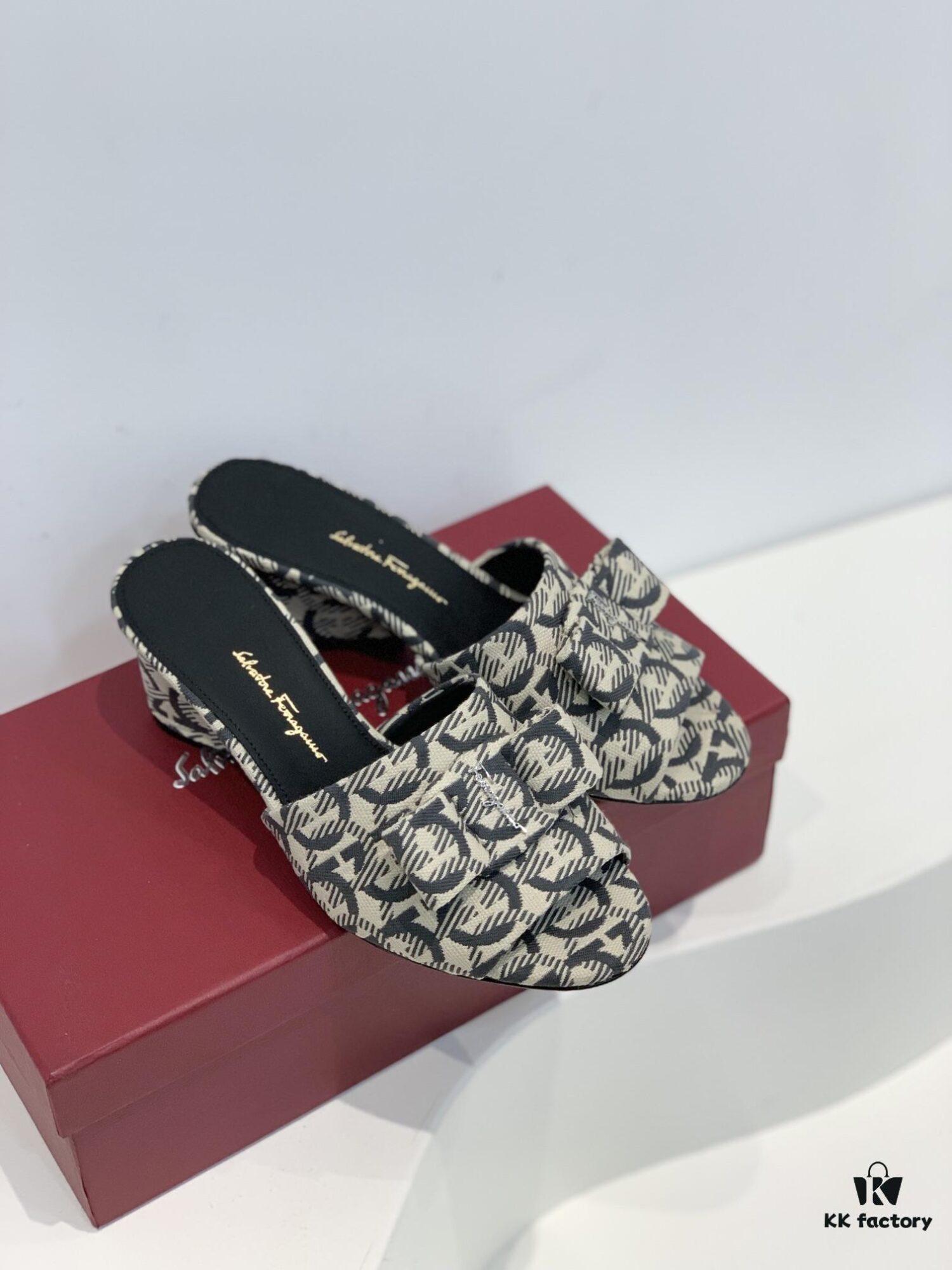 6930ebfc6e68136f4d9b3328 Salvatore Ferragamo Viva Chunky Heel Open-Toe Sandals with Classic Droplet Heel and Oversized Bow, Spring/Summer New Arrival