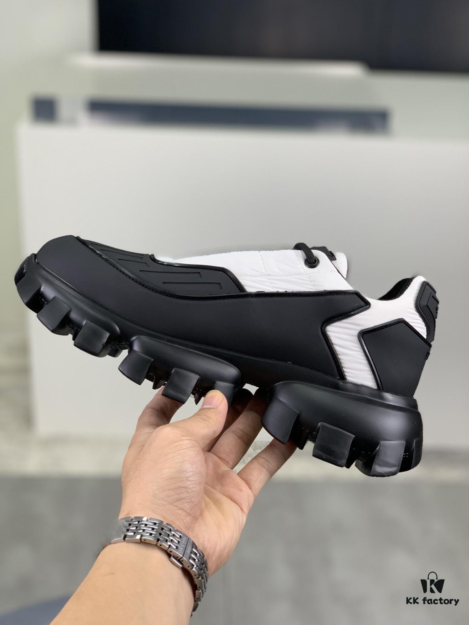6930ec546e68136f4d9b33a9 High-Quality Beef Leather Men's Shoes (PRADA) 2021 Latest Official Release, 1:1 Replication, Hong Kong Counter Synchronized, Runway Matched