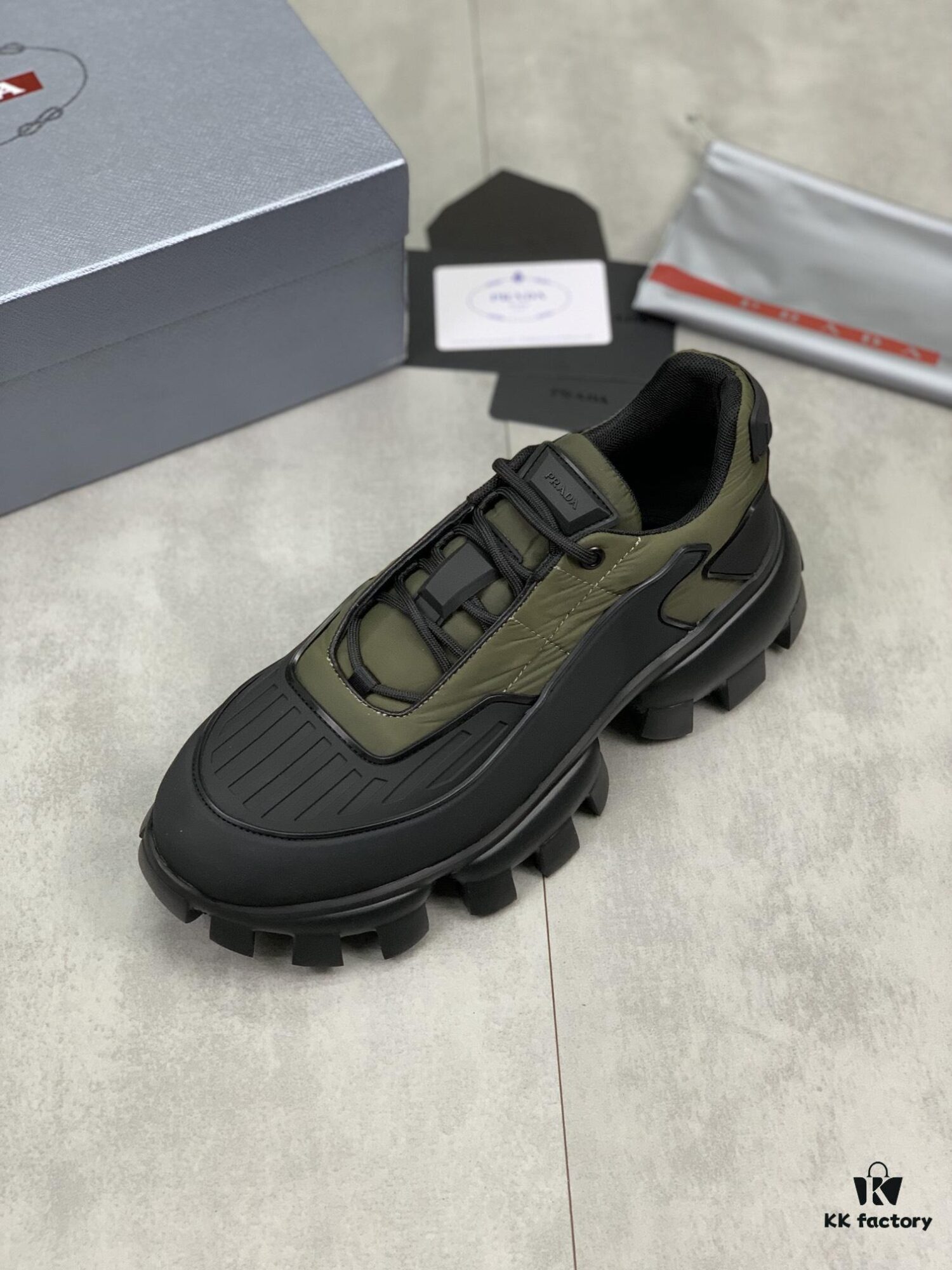6930ec606e68136f4d9b33bb High-Quality PRADA Men's Shoes 2021 Latest Official Website Release, 1:1 Replication, Hong Kong Counter Synchronized, Runway Same Style