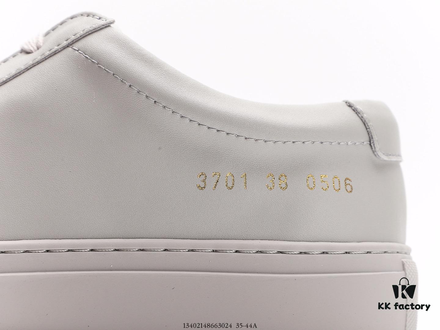 6930eca46e68136f4d9b341d Givenchy Givenchy from the French designer Hubert de Givenchy, the brand spirit imbued at the founding of Givenchy. #GlueFreeTechnology #UpperMadeOfOriginalMatteSilkCalfLeather #InsoleAndLiningMadeOfOriginalMatteLeather The most desirable all-season white sneakers of 2019