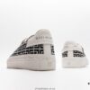 6930eca96e68136f4d9b3423 Givenchy Givenchy from France, founded by designer Hubert de Givenchy, embodies the brand's original spirit. #ZeroGlueTechnology #UpperMadeOfOriginalMatteSilkCalfLeather #HeelLiningAndInsoleMadeOfOriginalMatteLeather The most desirable all-season white sneakers in 2019