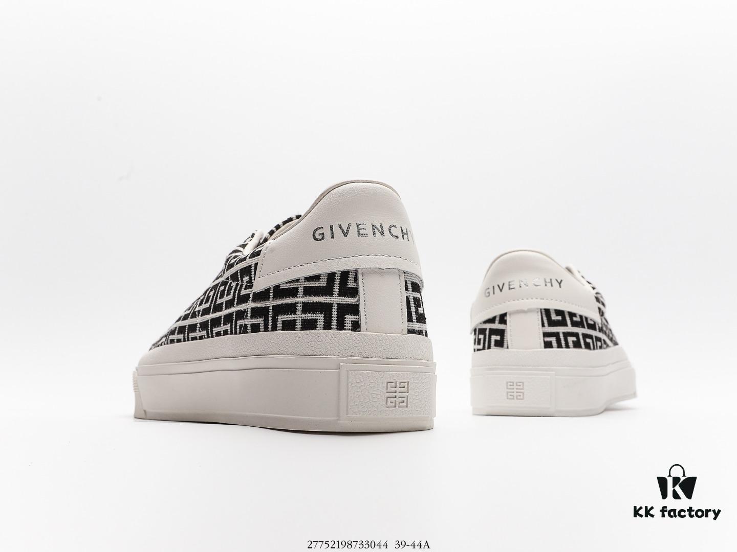 6930eca96e68136f4d9b3423 Givenchy Givenchy from France, founded by designer Hubert de Givenchy, embodies the brand's original spirit. #ZeroGlueTechnology #UpperMadeOfOriginalMatteSilkCalfLeather #HeelLiningAndInsoleMadeOfOriginalMatteLeather The most desirable all-season white sneakers in 2019