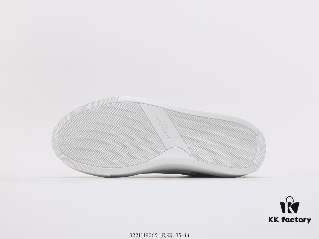 6930ecc16e68136f4d9b344b Givenchy Givenchy Fashion Casual White Shoes, Overseas Purchase Agent Designated Version, Top-Tier Glueless Craftsmanship, Original Size 11 Pattern, Time-Consuming R&D Achieves Market's Highest Quality Version, Your First Pair of Givenchy This Autumn, Exclusively Shipped with Unmatched Quality, Premium Custom Silk Calfskin at the Heel
