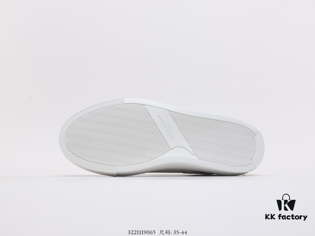 6930ecc76e68136f4d9b3454 Givenchy Givenchy Fashion Casual White Shoes Official Recommended New Color (Dark Green) Sea Turtle Version Top-Quality Glue-Free Craftsmanship Original Size 11 Pattern High-End Version on the Market Exclusive Release Top-Tier Custom Silk Cowhide at Heel