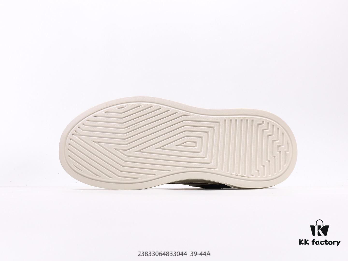 6930ed246e68136f4d9b34ce ECCO Casual Men's Shoes for Autumn, Height-Increasing Round-Toe White Sneakers, Urban Lightweight Series with Combined Full Grain and Split Cowhide Upper, Fashionable and Stylish Design, Simple Thick Lace Closure for Adjustable Fit, PU Thickened Sole with Arch and Heel Support for Comfort and Stability, Versatile and Minimalist Look