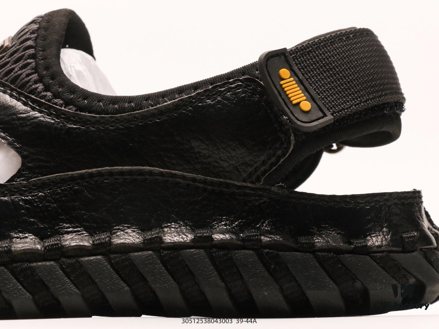 6930ed546e68136f4d9b3516 ECCO Official Celebrity Favorite, Xiaohongshu Bestseller, Versatile Casual Men's Sandals, Comfortable and Breathable, Premium Full-Grain Calfskin, Neat Stitching, Clear Texture, ECCO Heritage Craftsmanship, High-End Fashion, Simple and Elegant, Anti-Slip, Comfortable, Durable