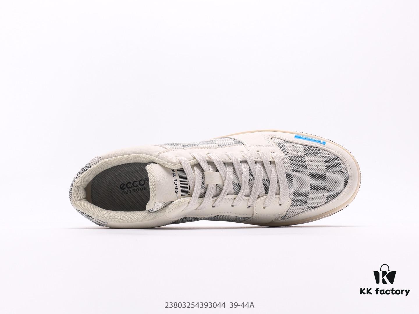 ECCO Casual Loafers Original Version from Guangdong Summer Breathable Style with Full Genuine Cowhide and High-Elastic Outsole, Handcrafted with Precise Stitching and Textured Finish, Authentic Quality Paired with ECCO's Signature Craftsmanship, Sporty Mesh Inserts for Ventilation, Elegant and Minimalist Design