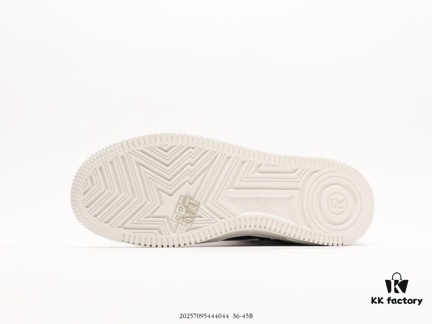 6930ee846e68136f4d9b3718 Ape Head Bape Sta Tokyo Embossed Black and White, Trendsetting Nigo Brand, Classic Ape Head Skate Unisex Casual Sports Sneakers, Classic Ape Head Design, Authentic Silhouette, Seaglass Insole, Full-Length Air Cushion Inside, Premium Complete Packaging Including Custom Ape Logo Dust Bag, Ape Logo Card, Shock-Resistant Drawer Shoe Box