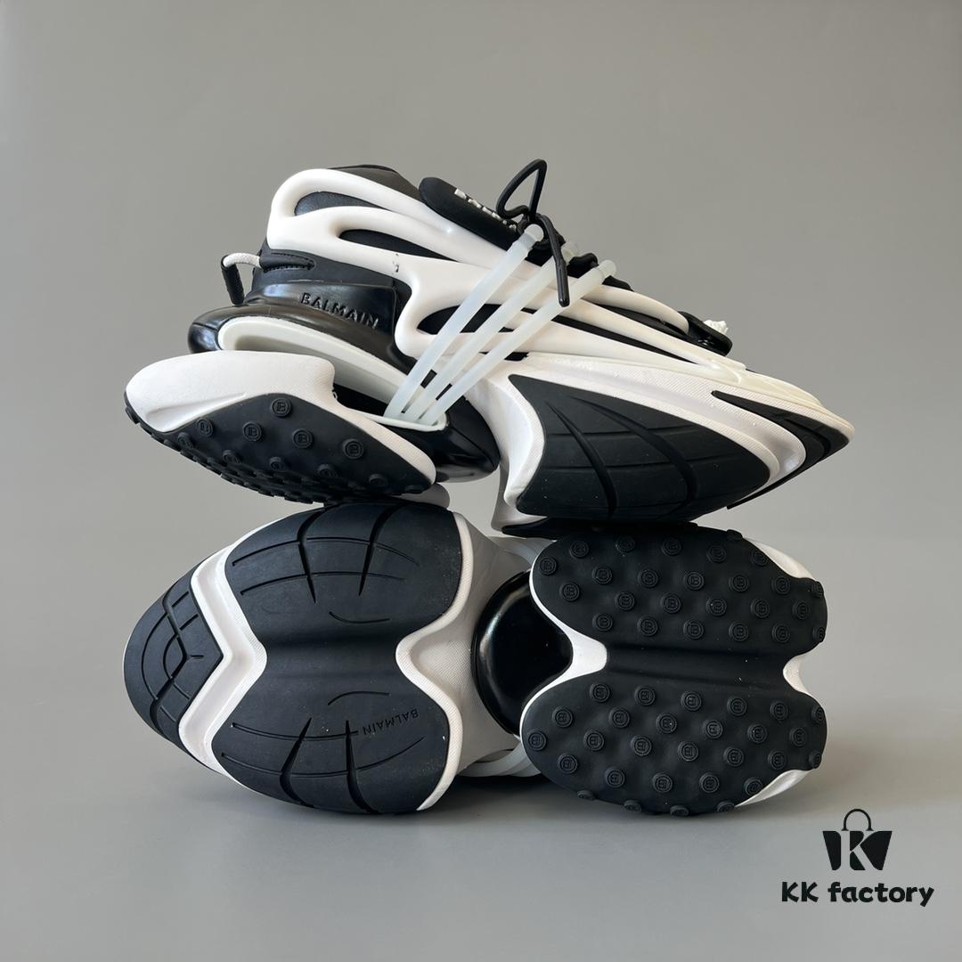 6930ef5d6e68136f4d9b3858 Balmain Yacht Shoes Black and White