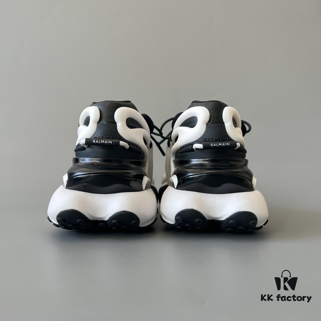 6930ef5d6e68136f4d9b385a Balmain Yacht Shoes Black and White