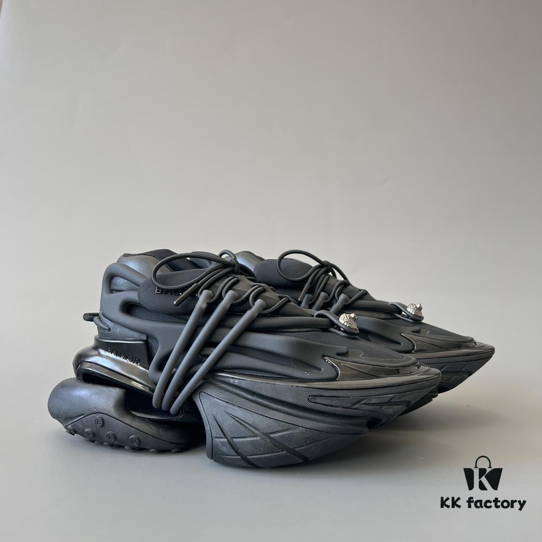 6930ef636e68136f4d9b3861 Balmain Black Yacht Shoes