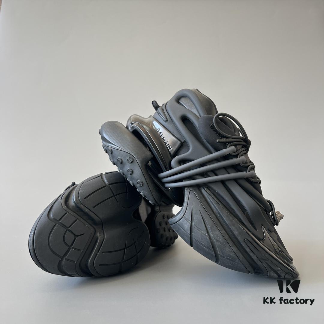 6930ef656e68136f4d9b3866 Balmain Black Yacht Shoes