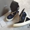 6930ef7f6e68136f4d9b388d Rick Owens White Inverted Triangle Black Horse Hair