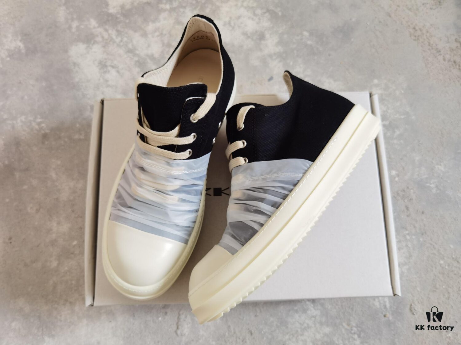 6930eff76e68136f4d9b3931 Rick Owens DRKSHDW High-Top Canvas White Crinkle
