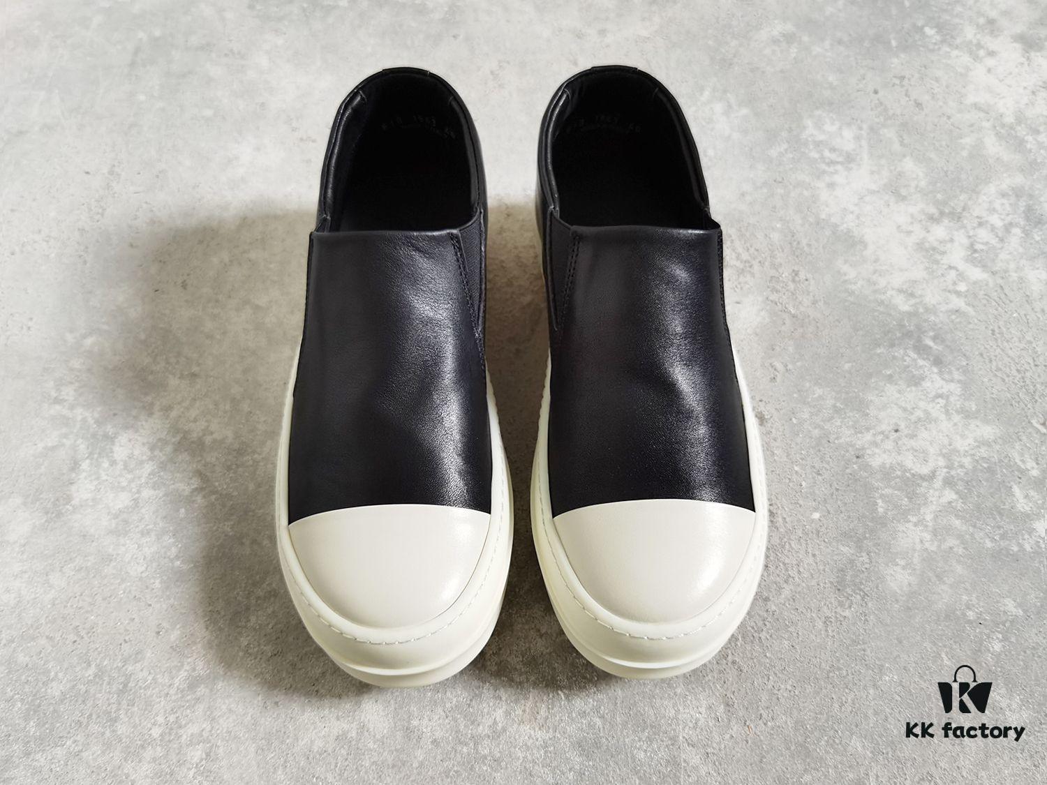 6930f01b6e68136f4d9b395d Rick Owens Style Slip-on Leather Sneakers with Oversized Frame