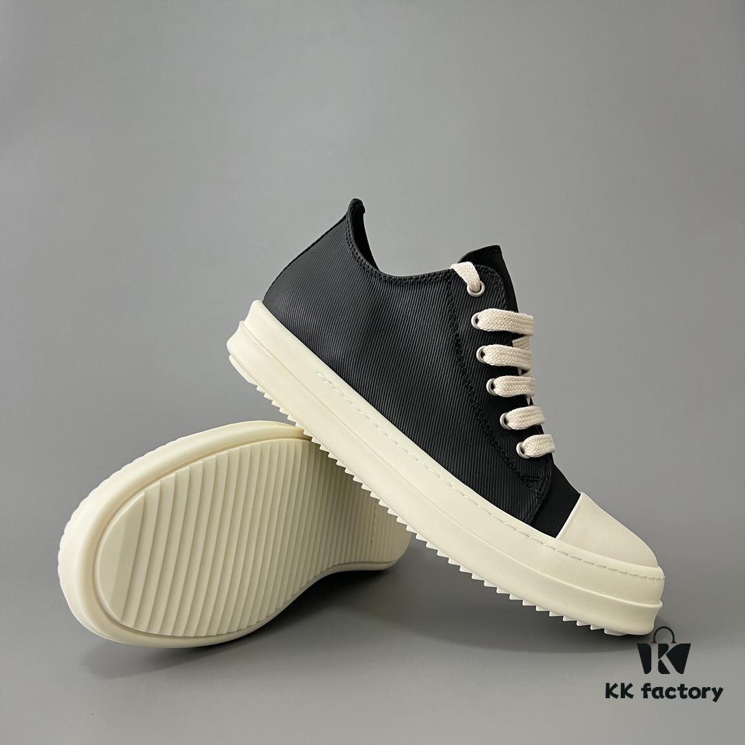 6930f0b96e68136f4d9b3a40 Rick Owens DRKSHDW Low-Cut Lace-Up Shoes with Vintage Wax Fabric