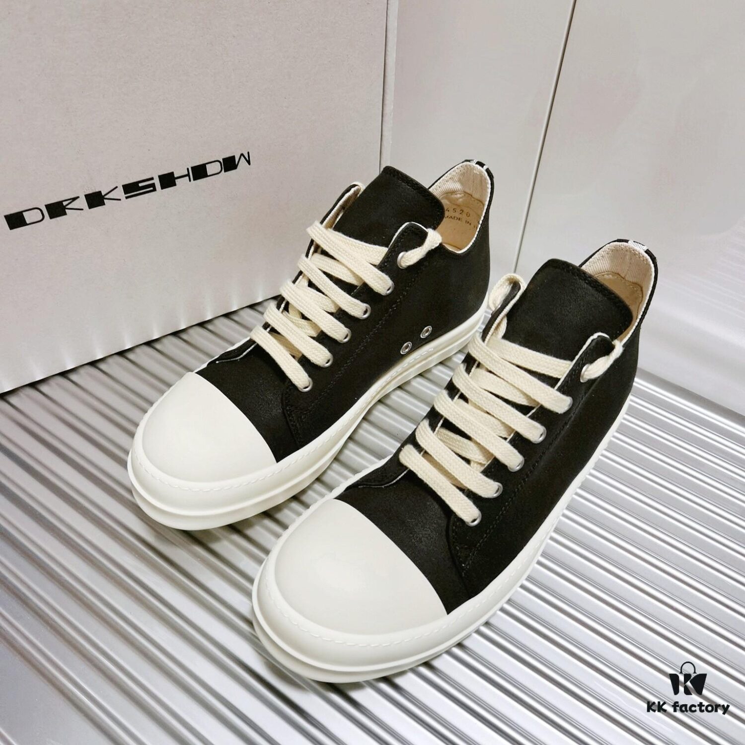 6930f11f6e68136f4d9b3ac9 Rick Owens DRKSHDW High-Top Lace-Up Shoes with Woven Back Strap