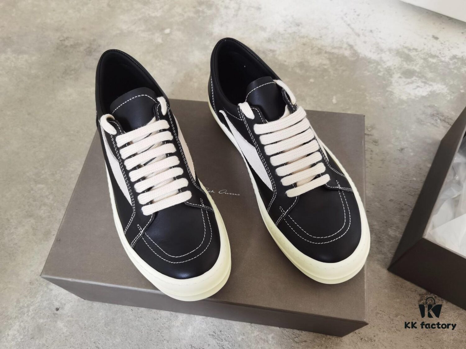 6930f1a66e68136f4d9b3b80 RICKOwens Full-Grain Calfskin Low-Cut Shoes Inspired by VANS Design