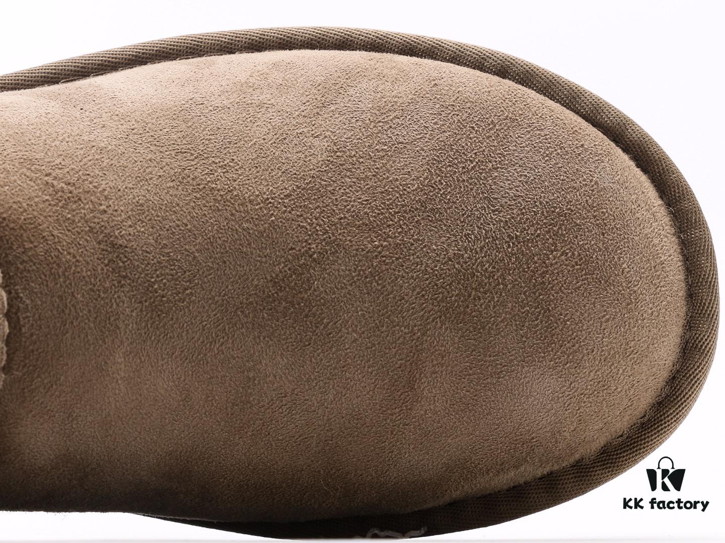 6930f1f96e68136f4d9b3bf9 UGG Full Wool Lining Top Quality Shearling Warm Snow Boots from Australia, Luxury Brand Couple Style, UGG-5877 Official Website Synchronized, Made from Imported Cowhide with Fine Stitching, Imported Rubber Foam Outsole (Comfortable, Soft, Wear-Resistant), Genuine Quality and Exquisite Craftsmanship, Instantly Irresistible