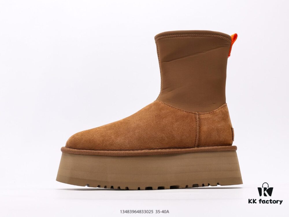 UGG Full Wool Lining Top Quality Sheepskin Winter Boots from Australia, Warm Luxury Brand Unisex Style, UGG-5877 Official Website Synchronized, Made from Imported Cowhide with Fine Craftsmanship, Featuring Imported Rubber Foam Sole (Comfortable, Soft, Wear-Resistant), Excellent Quality and Exquisite Workmanship That You'll Fall in Love With at First Sight