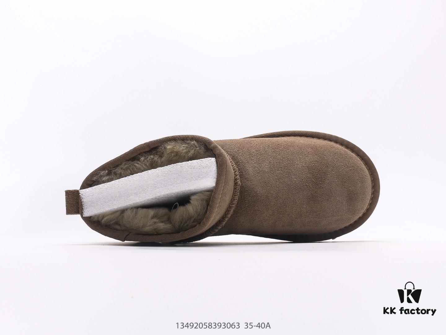 6930f25b6e68136f4d9b3c68 UGG Outdoor Snow Boots for Women, Official Synchronized Packaging with Inspection Label, Made from Original Factory Water-Repellent and Stain-Resistant Leather, Anti-Slip, Wear-Resistant, Lightweight Outsole, Short Boots, Stylish and Versatile, British Style, Comfortable Calf-High Booties for Autumn and Winter, Thick-Soled Fashionable Footwear with Excellent Warmth, Ideal for Cold Weather