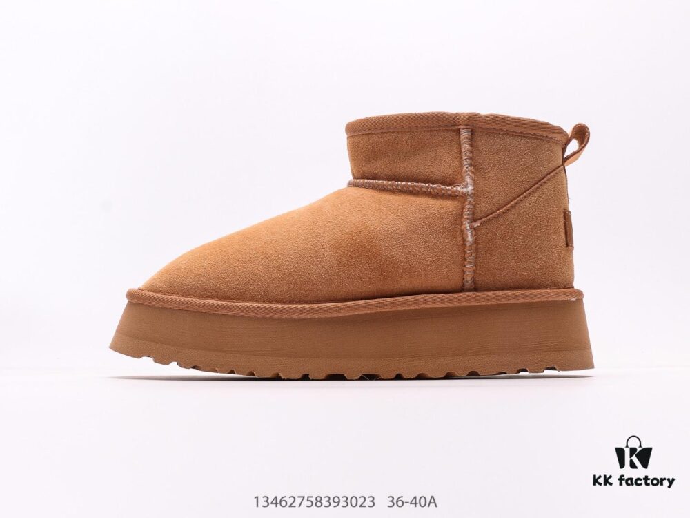 6930f2786e68136f4d9b3c89 UGG Zhou Dongyu Mini Short Boots Autumn and Winter Sheepskin Shearling Snow Boots