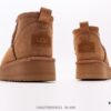 6930f27b6e68136f4d9b3c8d UGG Zhou Dongyu Mini Short Boots Autumn and Winter Sheepskin Shearling Snow Boots