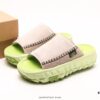 UGG W Classic Coquette Clog Slipper II, Coquette 2.0 Series Fashionable Indoor Mule-Style Comfortable Warm Half-Open Back Slippers