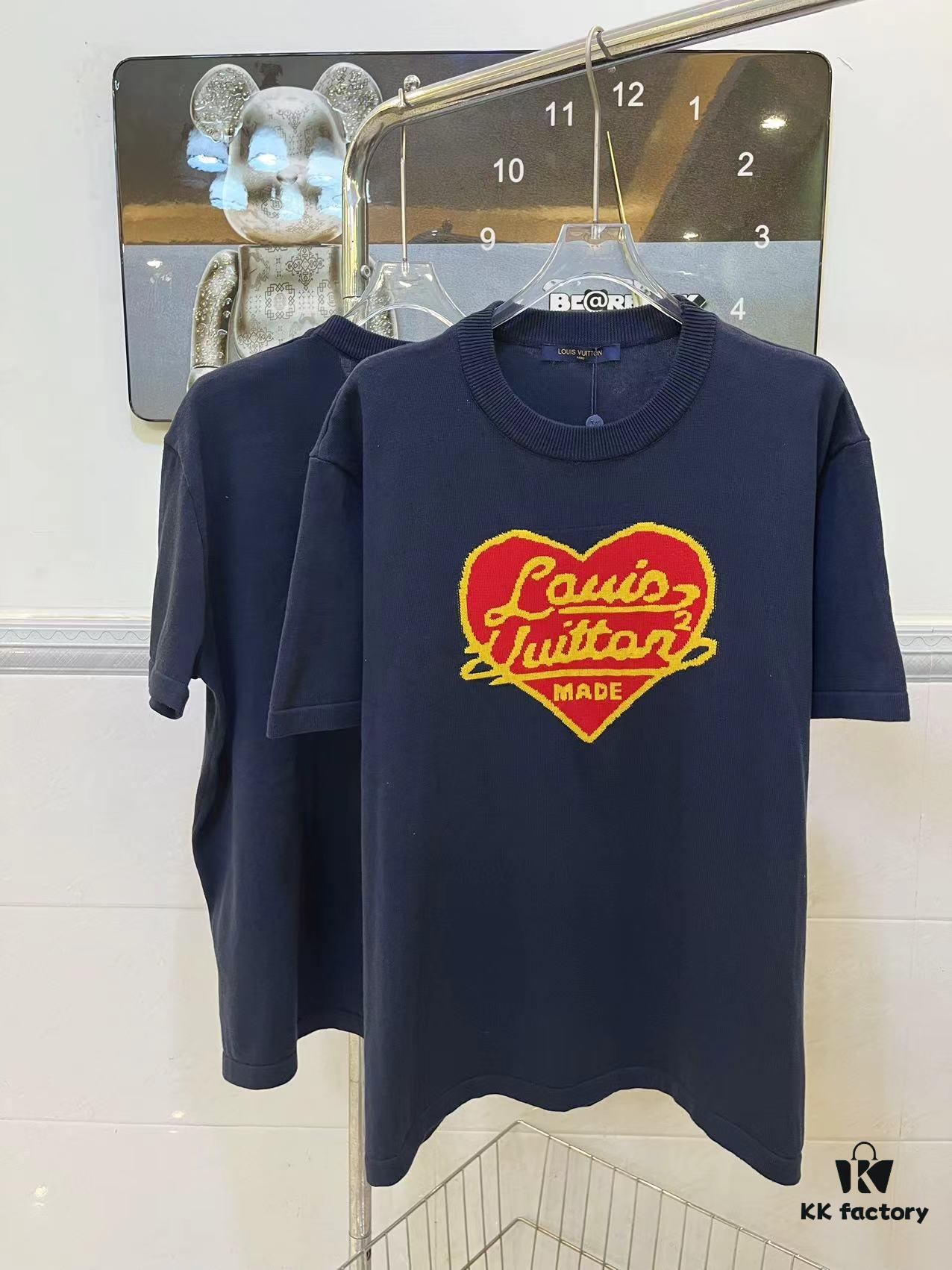 6930f5456e68136f4d9b3fc3 LOUIS VUITTON LV 2024 Spring New Heart Knit Short-Sleeve Unisex