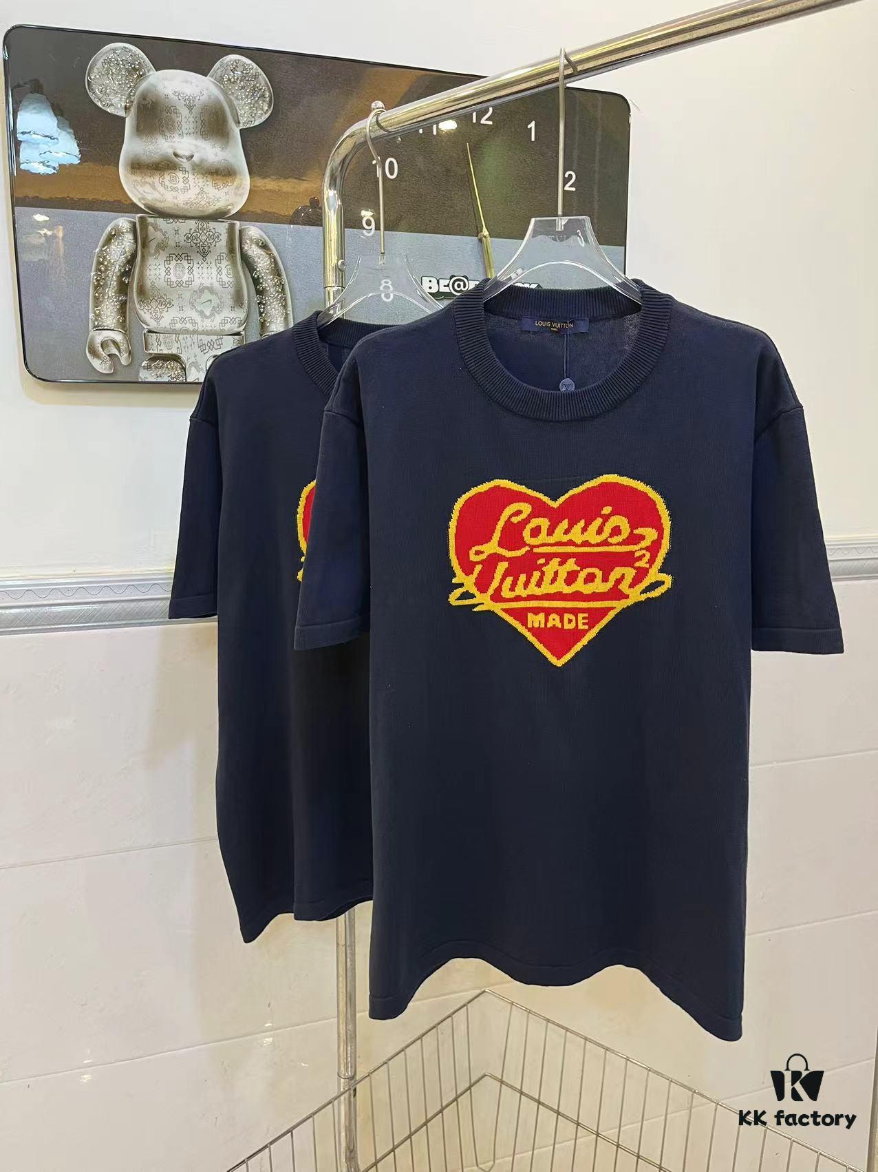 6930f5456e68136f4d9b3fc4 LOUIS VUITTON LV 2024 Spring New Heart Knit Short-Sleeve Unisex