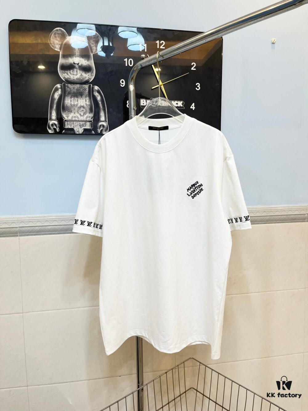 6930f5936e68136f4d9b4008 LOUIS VUITTON Embroidered New Short Sleeve T-Shirt, High-Quality 280g Double Cotton Yarn Fabric with Smooth Nylon and Washed Cotton Feel, Premium Embroidery on Front and Sleeves, Fashionable Design with Special Craftsmanship, Custom Dyed and Matched to Official Website