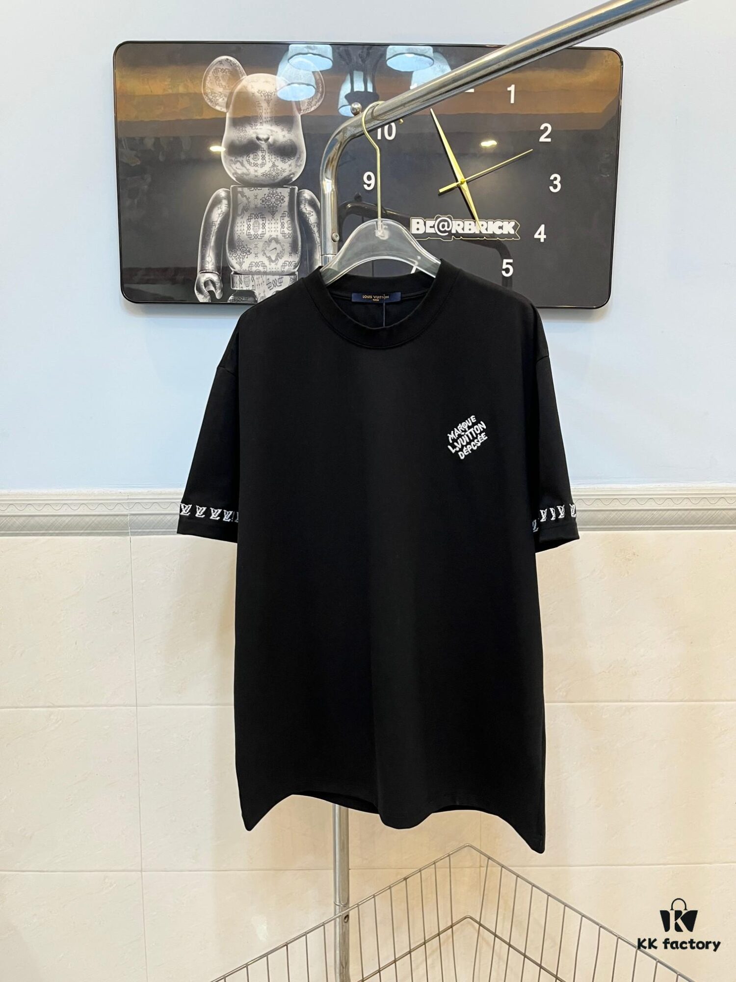 6930f5946e68136f4d9b4009 LOUIS VUITTON Embroidered New Short Sleeve T-Shirt, High-Quality 280g Double Cotton Yarn Fabric with Smooth Nylon and Washed Cotton Feel, Premium Embroidery on Front and Sleeves, Fashionable Design with Special Craftsmanship, Custom Dyed and Matched to Official Website