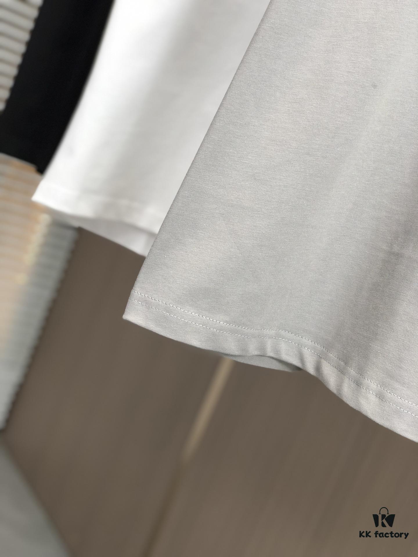 6930f5a16e68136f4d9b4015 LV Louis Vuitton 2025 Spring/Summer New Arrival Round Neck Short Sleeve T-Shirt with Front Embroidery and Back Chain Stitch Design, Made from 320g Double-Layer Combed Cotton Fabric, Slightly Loose Fit, Soft and Substantial Fabric Texture, Unisex Style