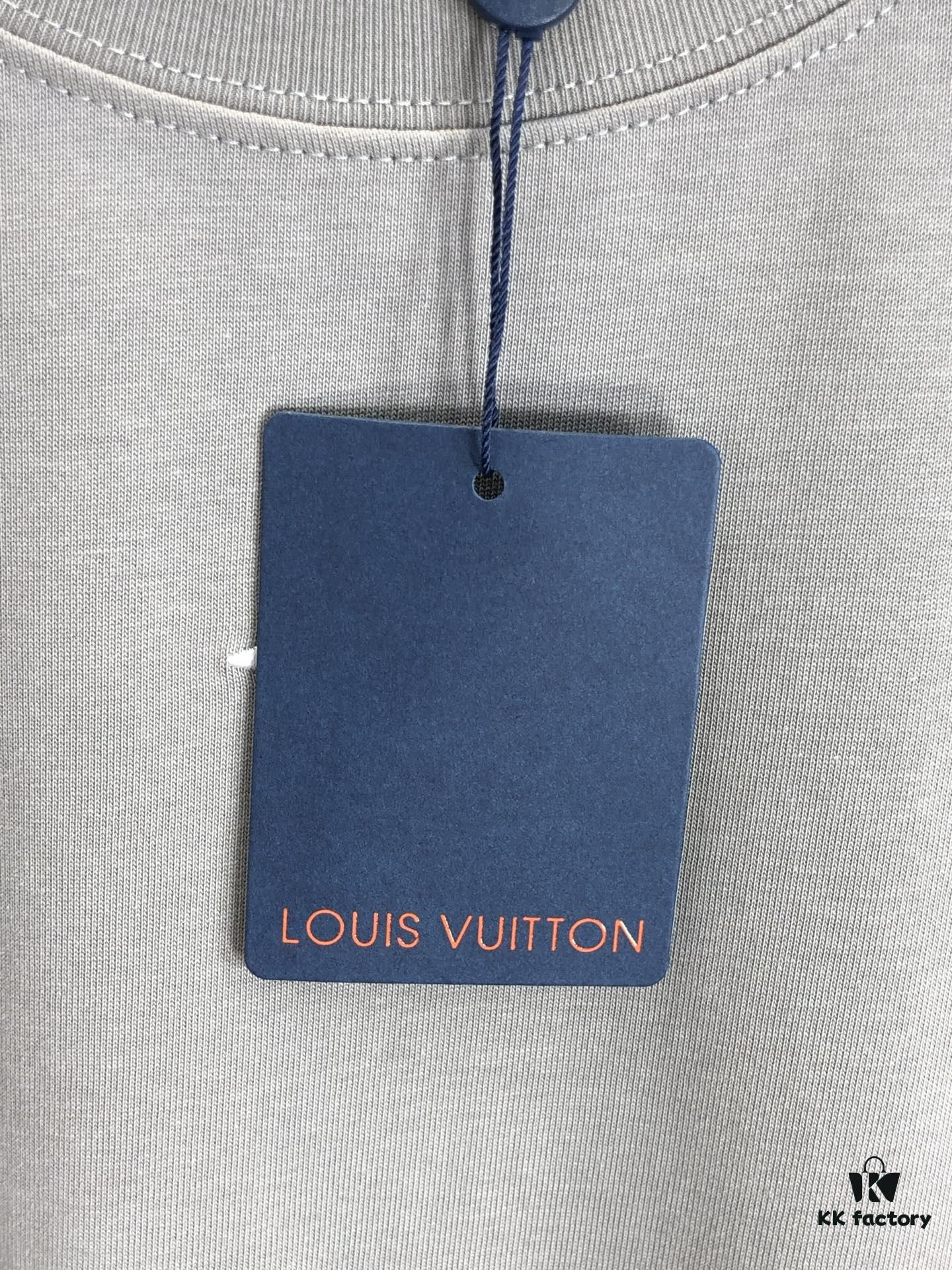6930f5a36e68136f4d9b4018 LV Louis Vuitton 2025 Spring/Summer New Arrival Round Neck Short Sleeve T-Shirt with Front Embroidery and Back Chain Stitch Design, Made from 320g Double-Layer Combed Cotton Fabric, Slightly Loose Fit, Soft and Substantial Fabric Texture, Unisex Style