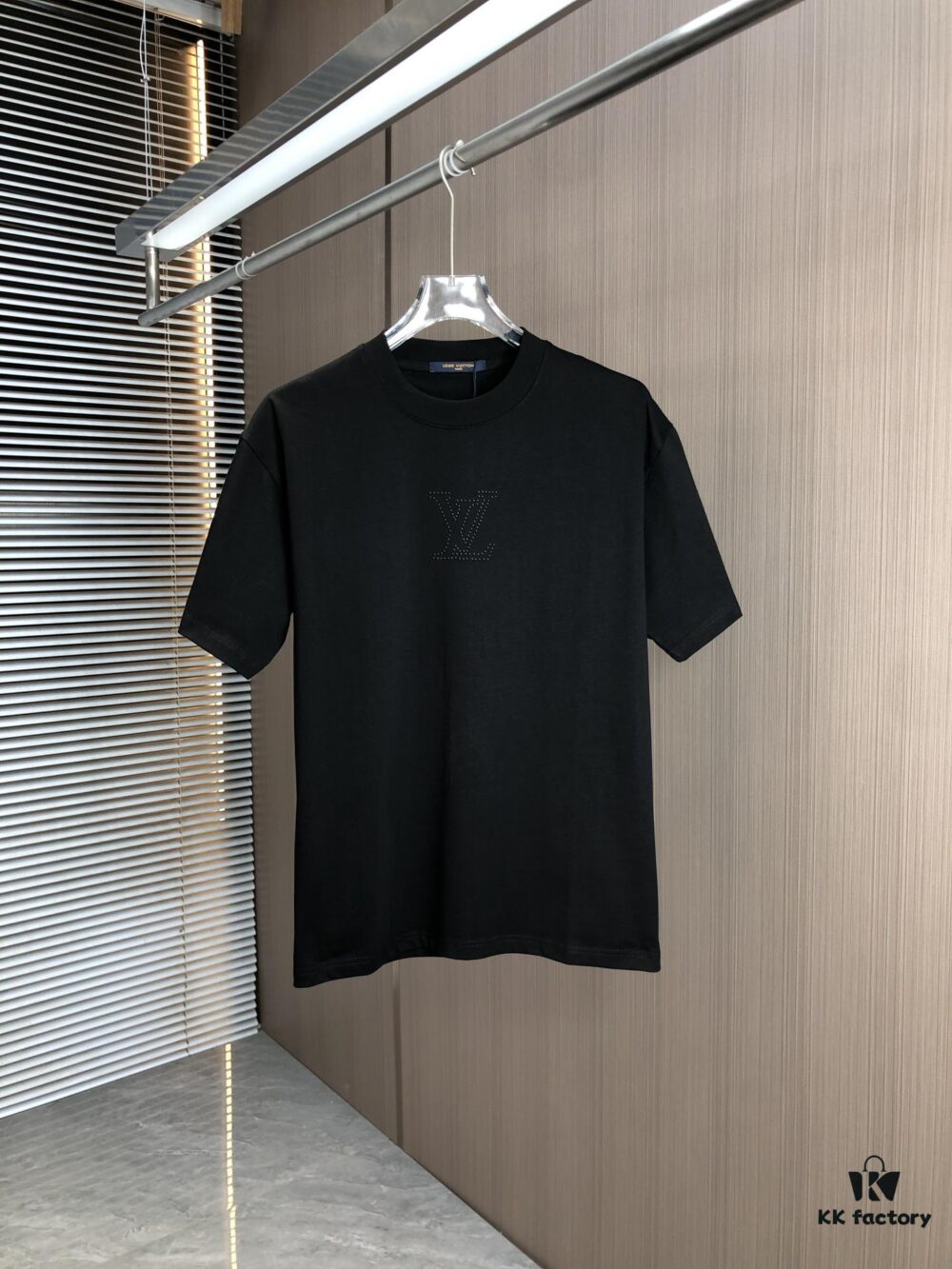 6930f5bf6e68136f4d9b4039 LV Louis Vuitton 2025 Spring/Summer New Arrival Round Neck Short Sleeve T-Shirt with Hot-Stone Embellishment and Engraved Pattern Technique, Made from High-Density 320g Double-Yarn Combed Cotton Fabric, Slightly Loose Fit, Soft and Substantial Fabric Texture, Unisex Design