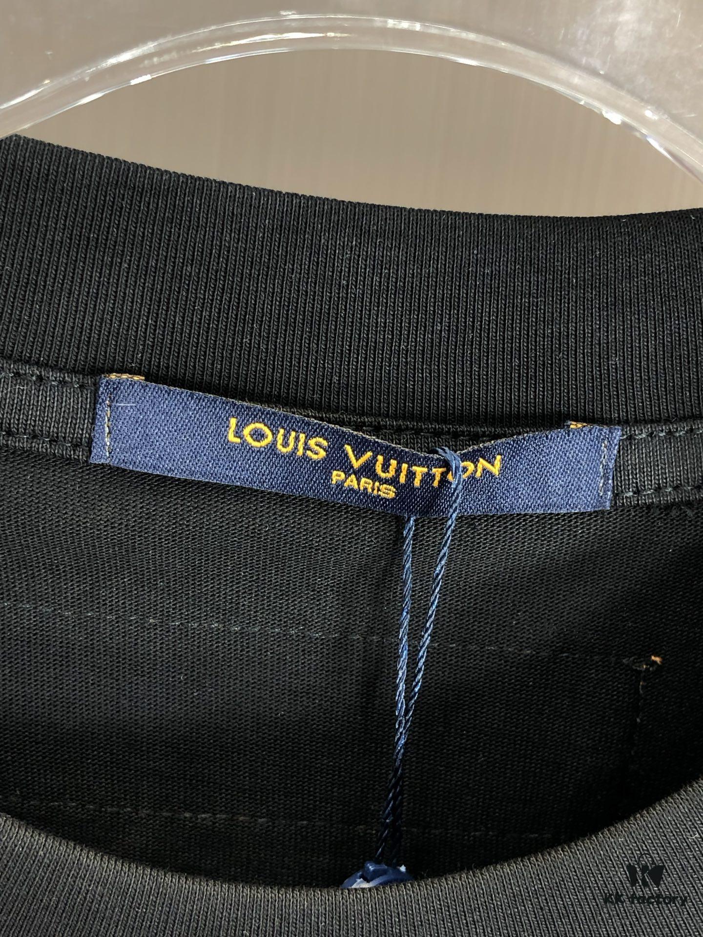 6930f5df6e68136f4d9b4055 Louis Vuitton 2025 Spring/Summer New Arrival Round Neck Short Sleeve T-Shirt with Chain and Single-Needle Embroidery, Premium 320g Double-Combed Cotton Fabric, Slightly Loose Unisex Fit