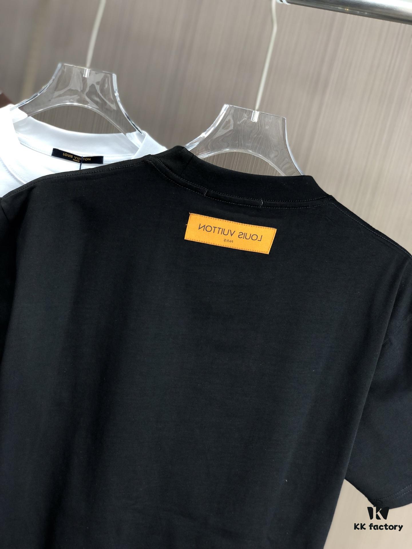 6930f5e46e68136f4d9b405a Louis Vuitton 2025 Spring/Summer New Arrival Round Neck Short Sleeve T-Shirt with Chain and Single-Needle Embroidery, Premium 320g Double-Combed Cotton Fabric, Slightly Loose Unisex Fit
