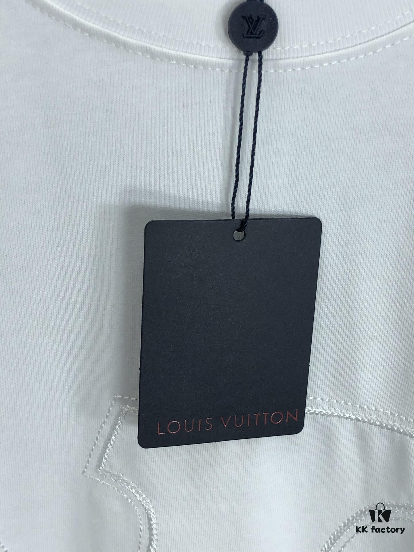 6930f5eb6e68136f4d9b405e LV Louis Vuitton 2025 Spring/Summer New Arrival Round Neck Short Sleeve T-Shirt with Chain and Single Needle Embroidery, Premium 320g Double-Combed Cotton Fabric, Slightly Loose Unisex Fit