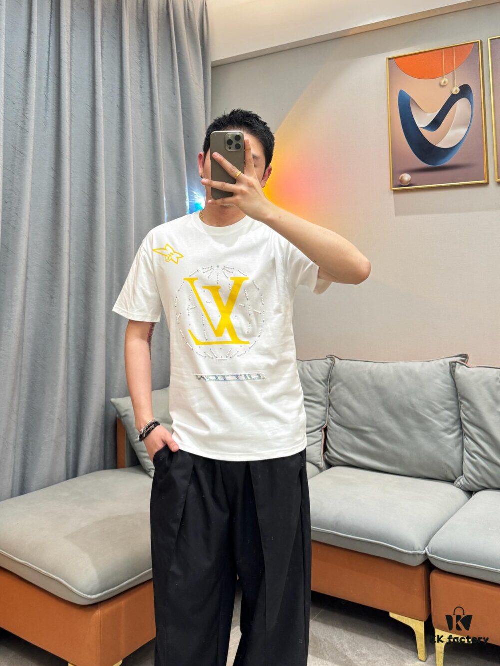 Real-shot model photo