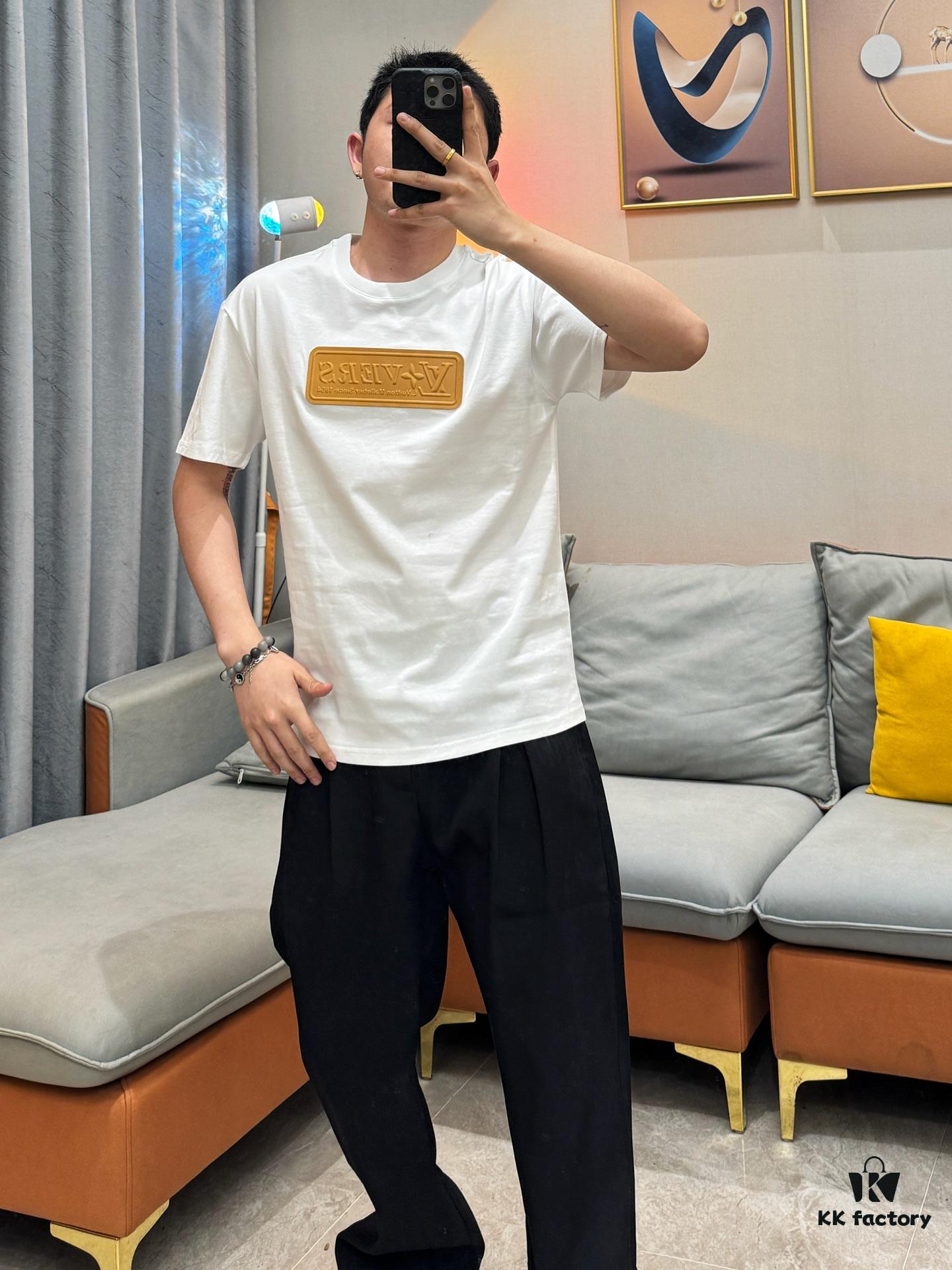 Real-shot model photo
